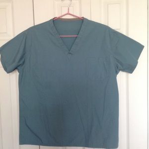 Lac Mac surgical scrub top, size small